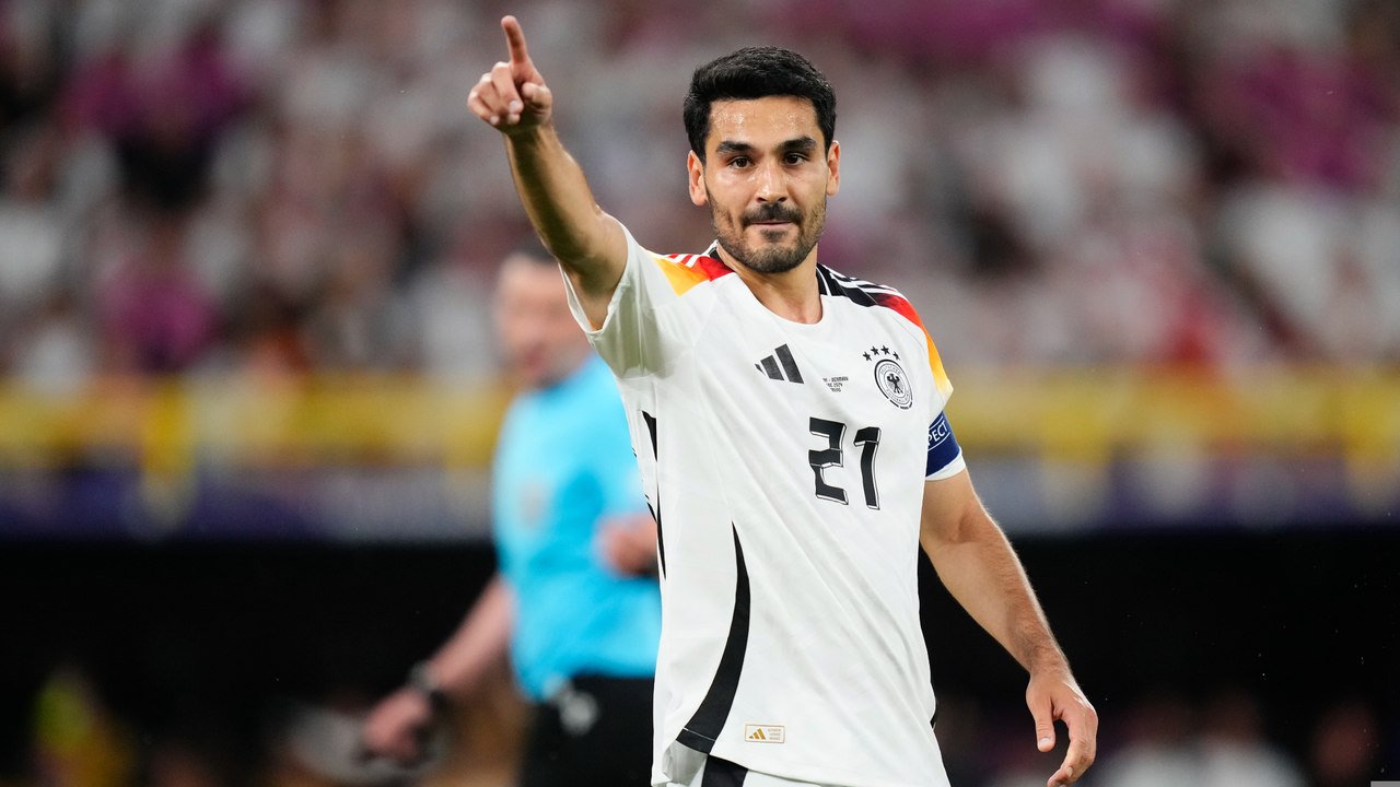 19 GUNDOGAN