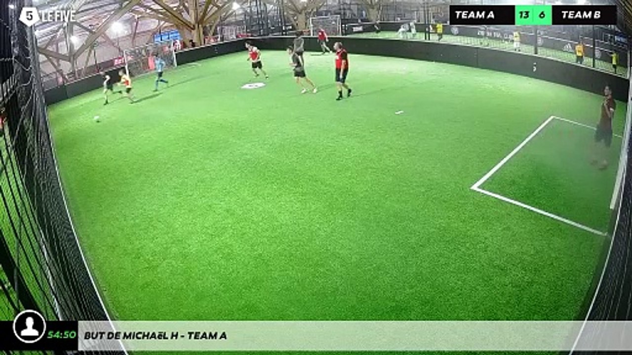 But de Michaël H - Team A