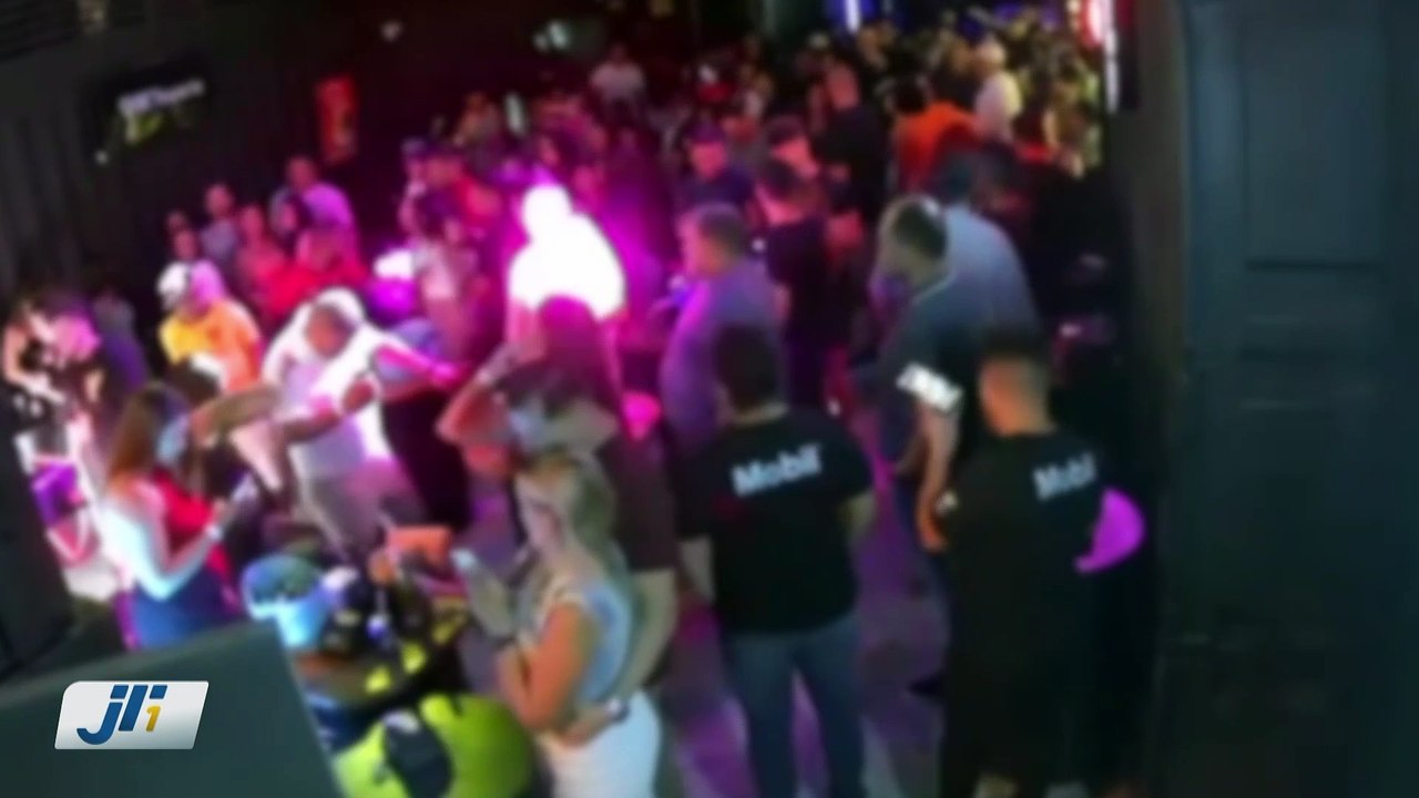 Tiros dentro de boate deixa três feridos