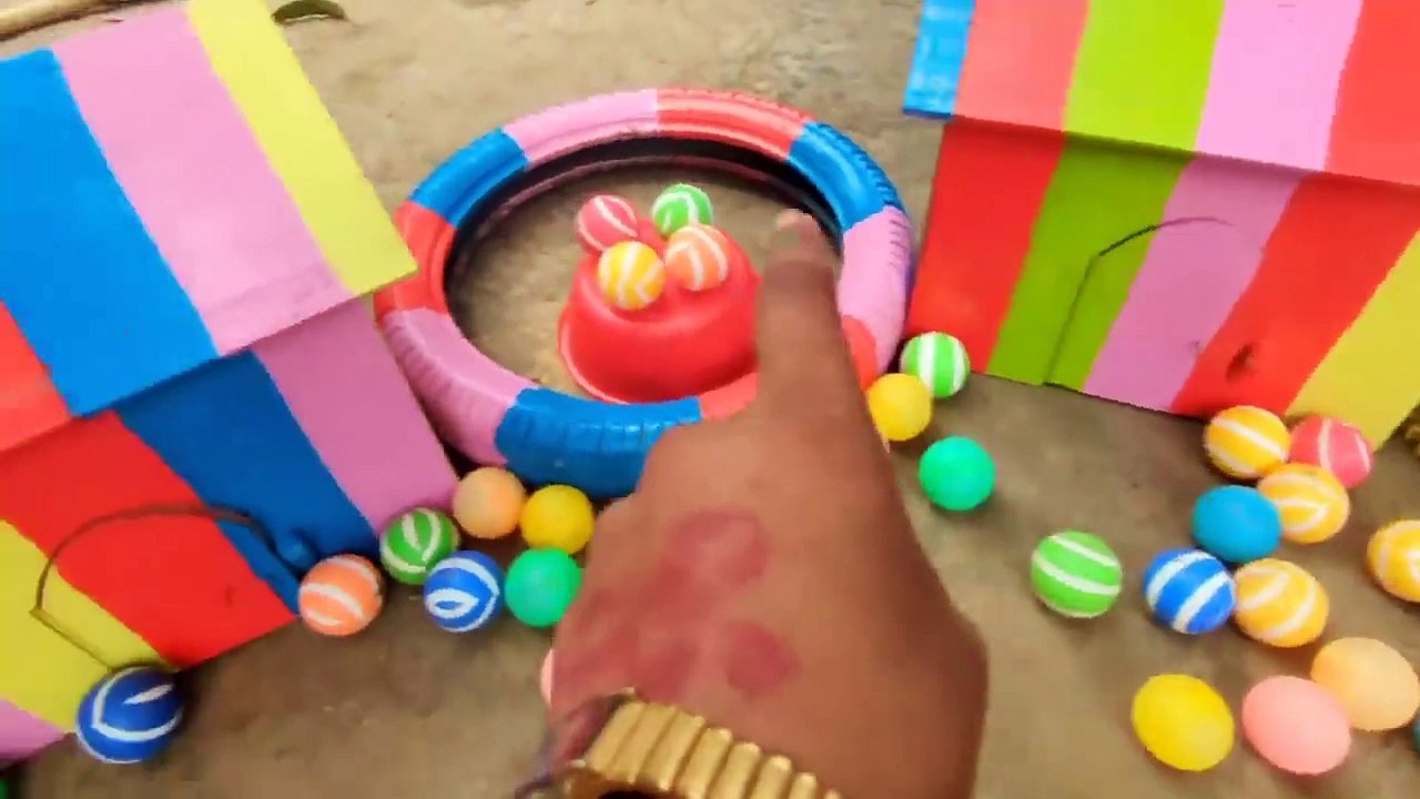 World Cute Chickens, Colorful Chickens, Rainbows Chickens, Cute Ducks, Cat, Rabbits,Cute Animals