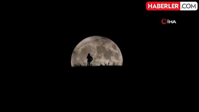 Van'da 'Süper Mavi Ay' görsel şölen sundu