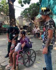 អាណិត​ណាស់​! ឪពុក​គេឪពុក​យើង លោកតាម្នាក់ត្រូវរថយន្តតាក់ស៊ីដឹកមកទ--ម្លា--ក់ចោ--លក្បែរមន្ទីរពេទ្យមិត្តភាពកម្ពុជា-ជប៉ុនមង្គលបូរី