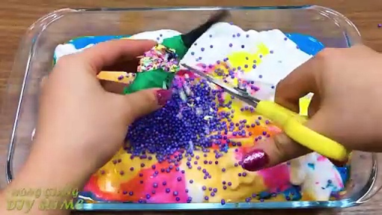 Making Slime with Funny Balloons