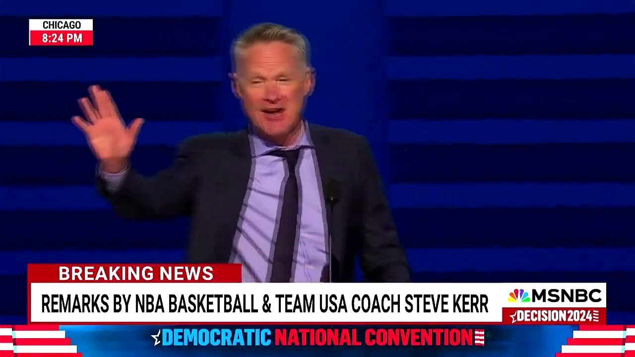 Steve Kerr imite Stephen Curry pour se moquer de Donald Trump