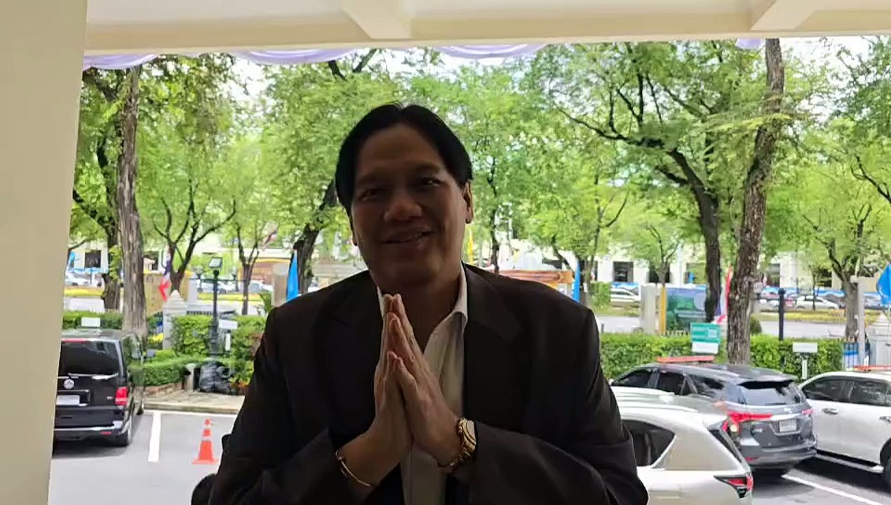 "ไผ่ ลิกค์" สมทบ ธรรมนัส  เช็กขุมกำลัง