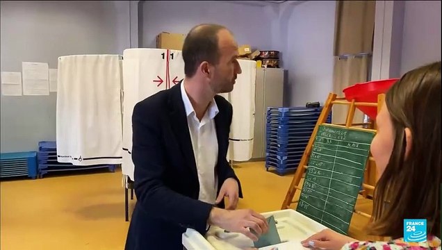 France : la gauche sous tension entre menace de destitution et rencontre avec Macron