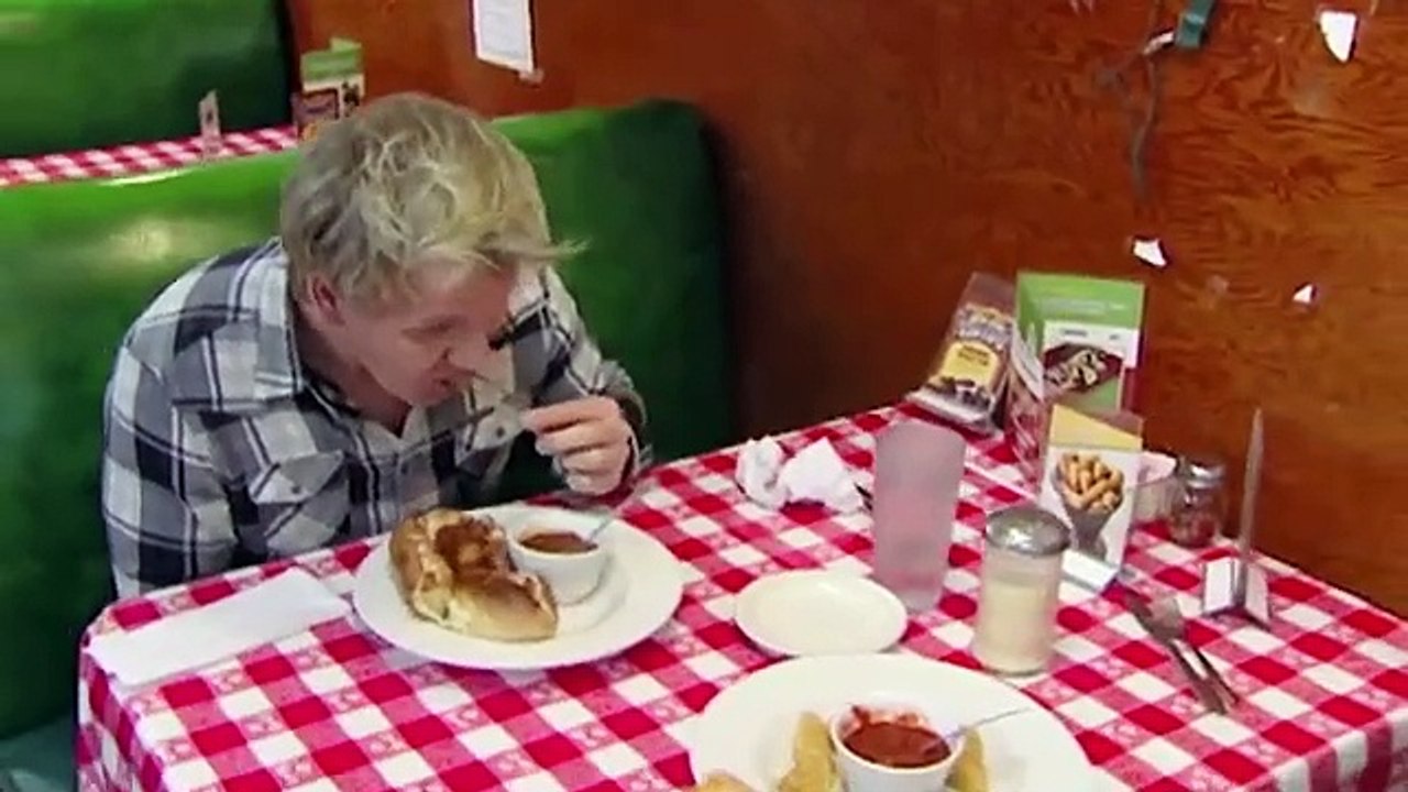 Messy and Lazy Owners Beyond Saving? | Kitchen Nightmares | Gordon Ramsay