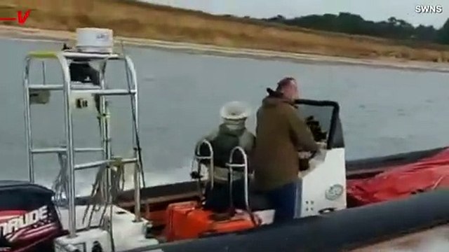 Must See! Drug Smugglers Lead Authorities on High-Speed Boat Chase