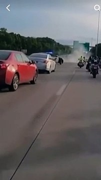 Ce livreur Amazon veut livrer ses colis à tout prix...