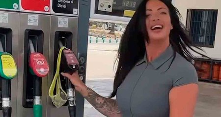 Tämä vaikuttaja jätti alusvaatteitaan uskomattomiin paikkoihin – Älä Missaa Videota!