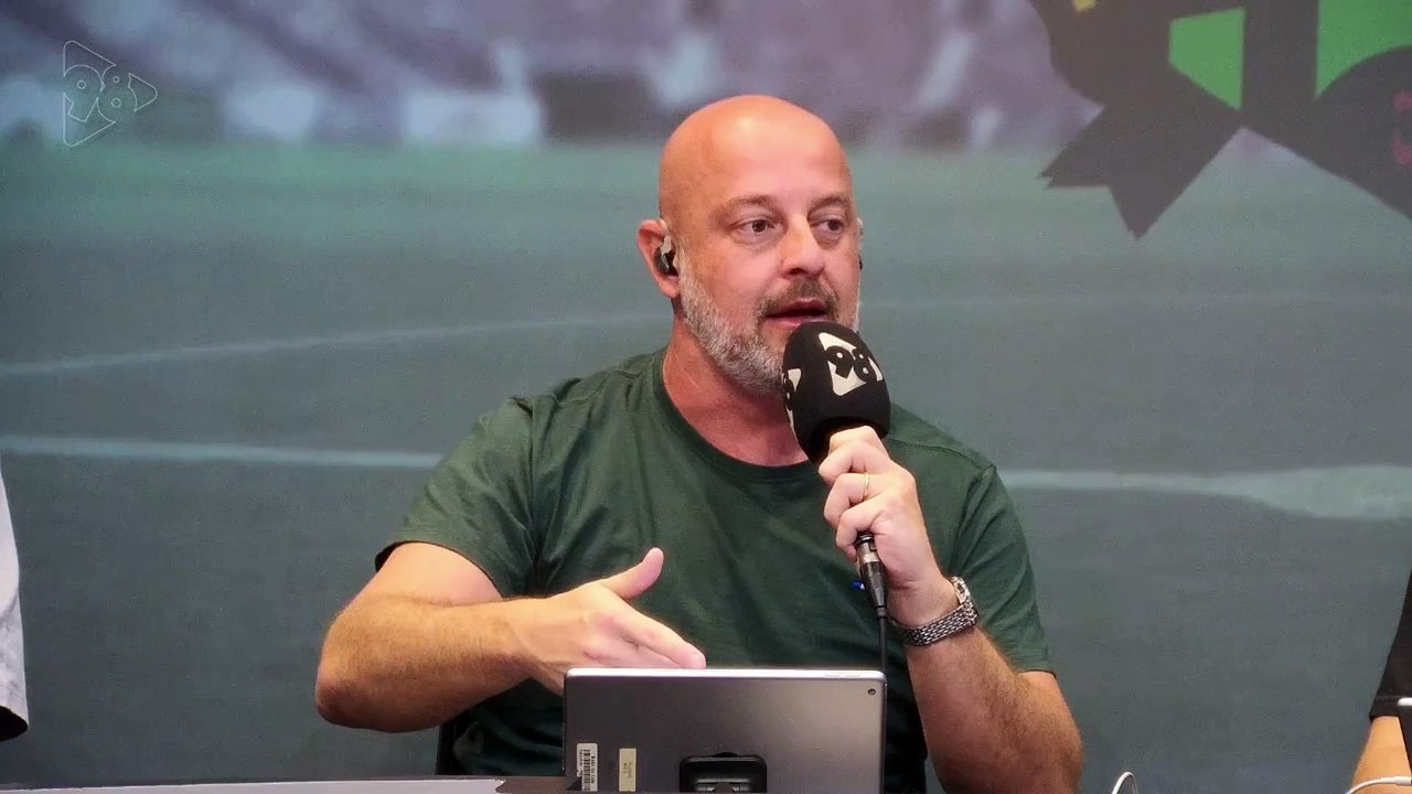 98FC | Jogadores do Atlético estão combinando de reclamar do gramado da Arena MRV?