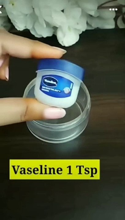 Say Goodbye to Cracked Heels!  Easy Homemade Remedy