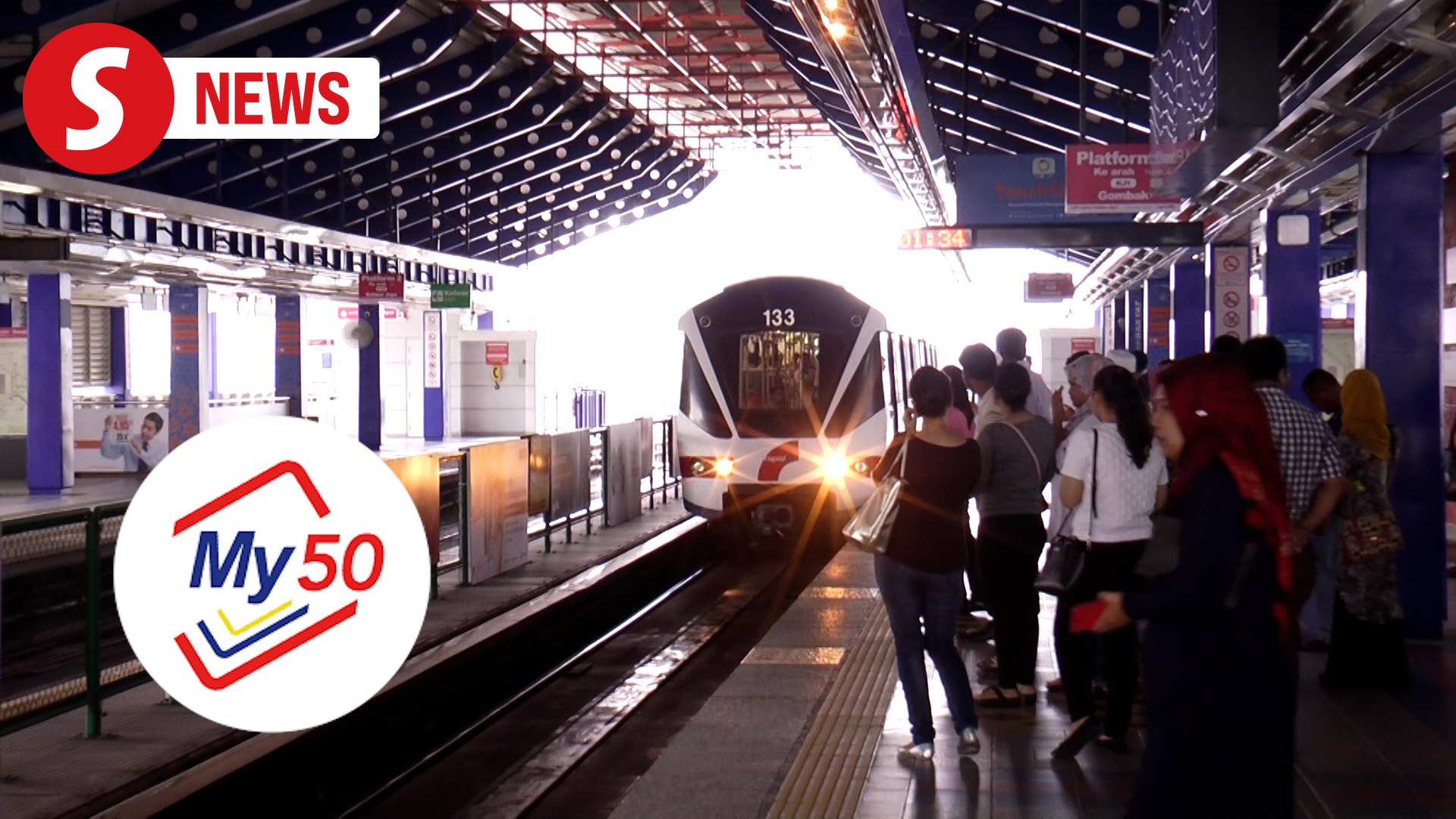 ⁣Transport Minister wants My50 travel pass continued in Budget 2025