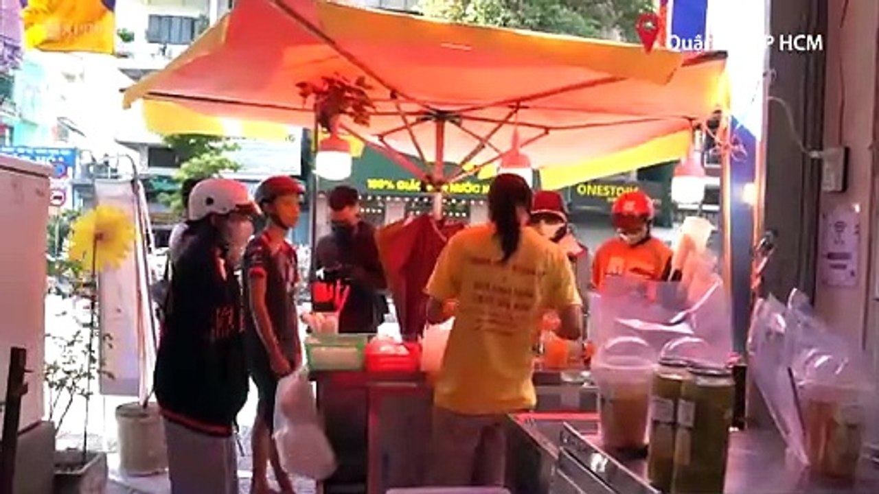 Quán bán 3.000 ly trà long nhãn mỗi ngày
