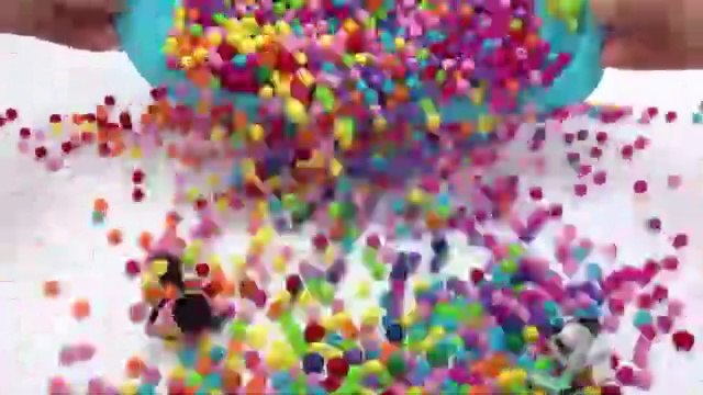 Sweet Serenity: Mixing Colorful Candies in Rainbow Bathtubs with Soothing ASMR Cutting Sounds'