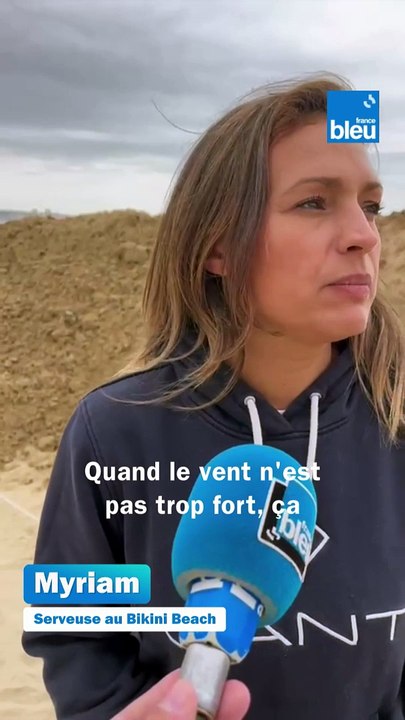 Une grande butte de sables pour protéger un restaurant des grandes marées aux Sables d'Olonne