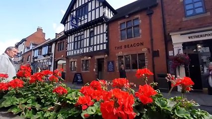 Walk through the Beacon pub, Lichfield