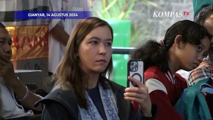 Samaya Sastra Ruang Sastra dan Parade Puisi di Indonesia Bertutur 2024 di Gianyar, Bali