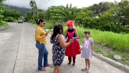 Luciana  Quiere la payasita de Navila