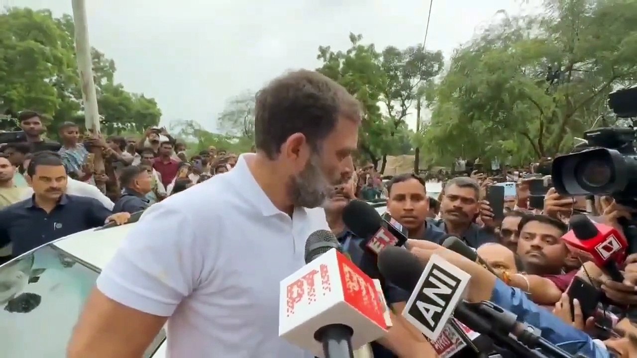 दलित युवा को जान से मारा गया है। पूरे परिवार को धमकाया गया है।: राहुल गांधी