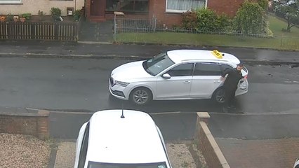 Early morning chaos: Drunk passenger’s comedic struggle with a speeding taxi ride