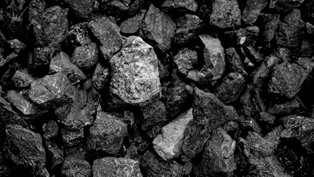 ¿Qué consecuencias traerá prohibir exportación de carbón a Israel? Esto advierten los gremios