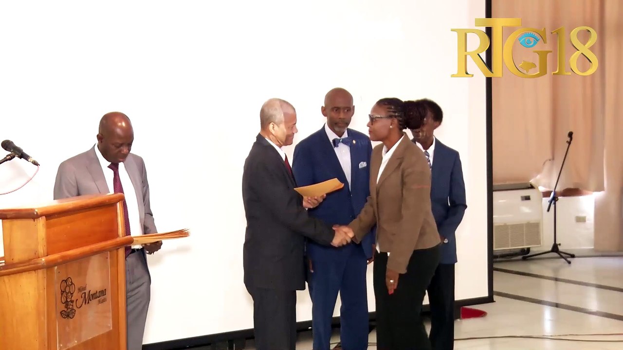 Rektora UEH lanse ''Chair de Droit Constitutionnel Monferrier Dorval'' pou perenize memwa Me Dorval