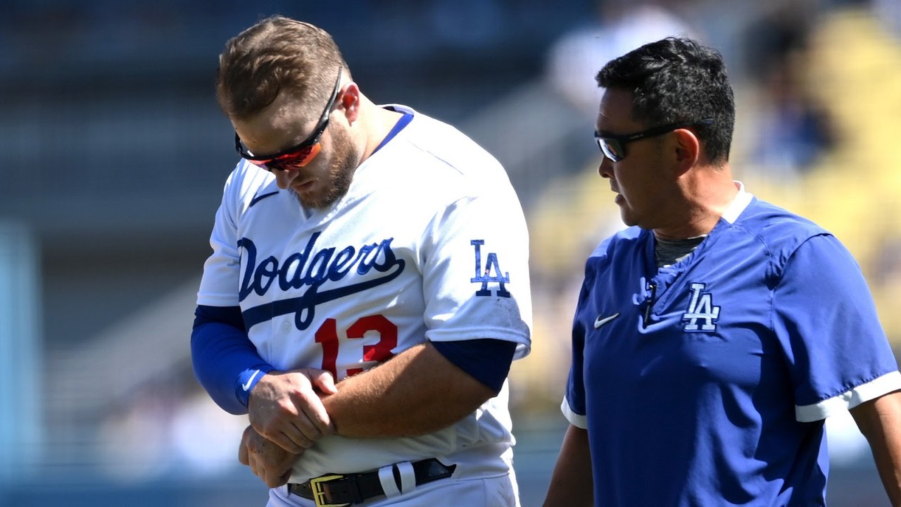 Los Angeles Dodgers Favored: Betting Insights & Game Analysis