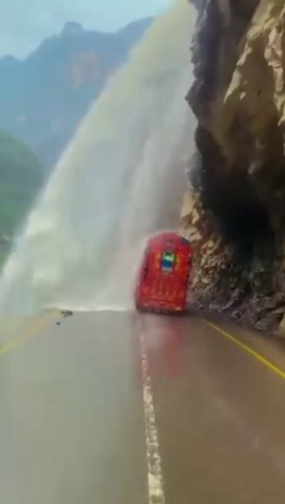 Lovely TRUCK_Crazy_Wow[[[Viral short]]]uswahkhan