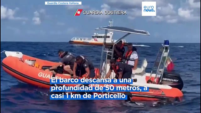 Un dron submarino asiste en la búsqueda de los desaparecidos en el naufragio de un yate en Sicilia