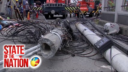 Motor tanker na may 1,000 tonelada ng coconut oil, bumangga sa temporary steel bridge | SONA