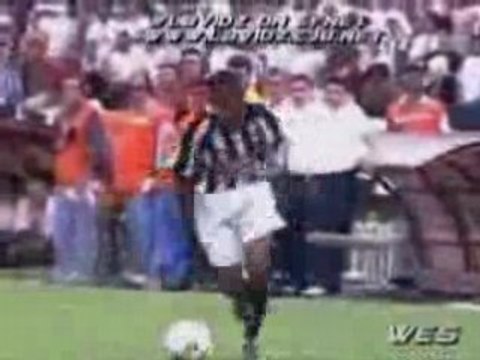 Robinho , kaka , c ronaldo , adriano , ronaldinho , henry(2)