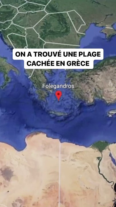 On a trouvé une plage cachée en Grèce 