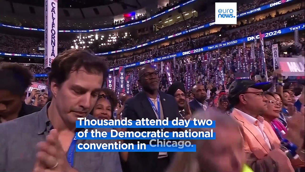 'Hope is making a comeback': Obamas rouse Harris supporters in Chicago