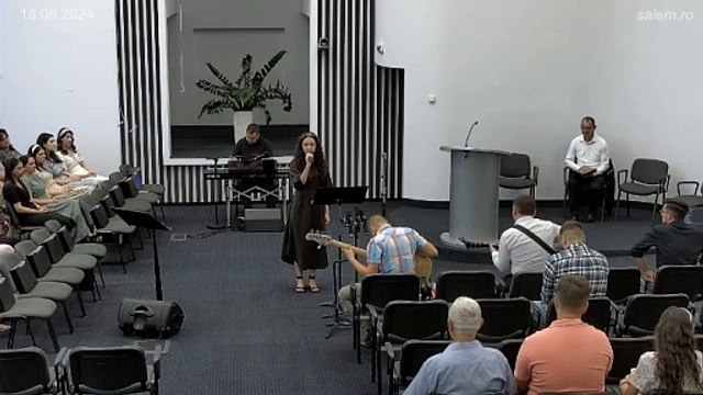 Sara Tamas - In zori de zi cand ai trecut la marigine de drum cazut, eram