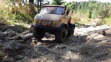 Uminog 406 / TRX4 - Rocks & Roots Forest Trail