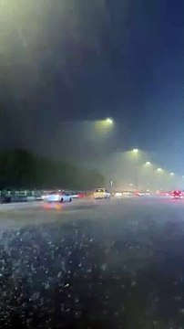 أمطار غزيرة على العاصمة المقدسة ورياح شديدة وصواعق رعدية