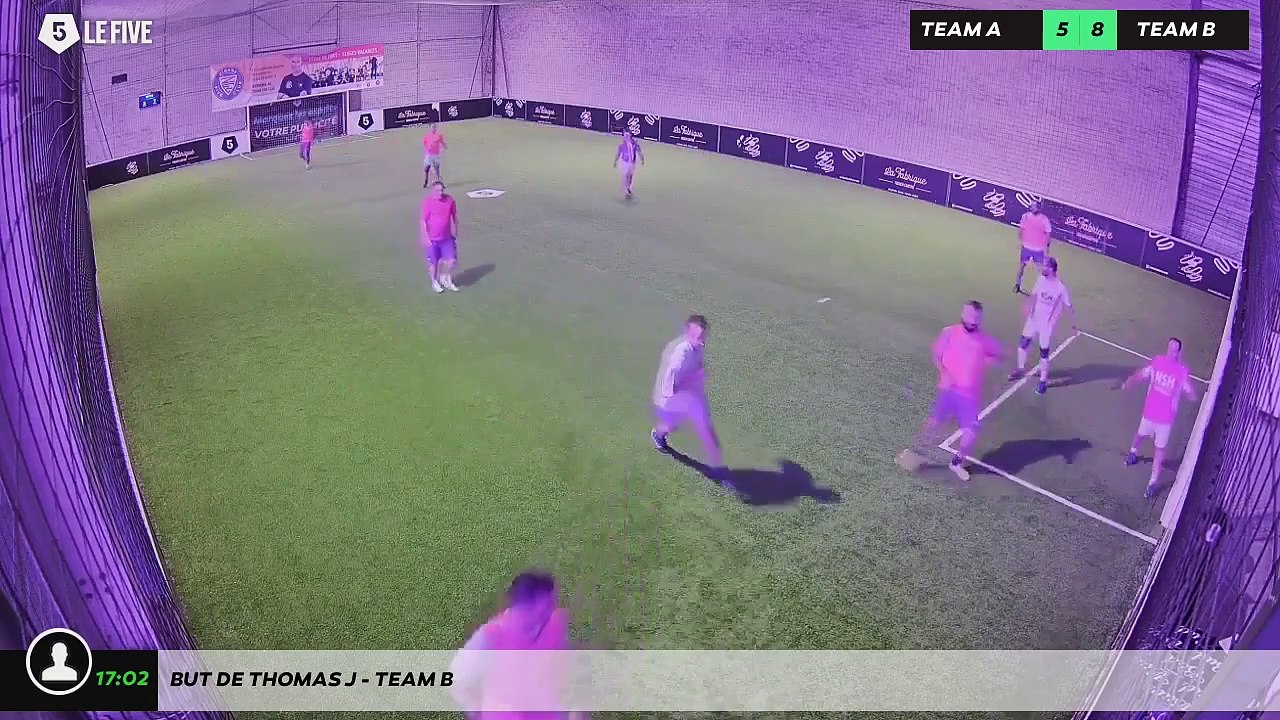 But de Thomas J - Team B