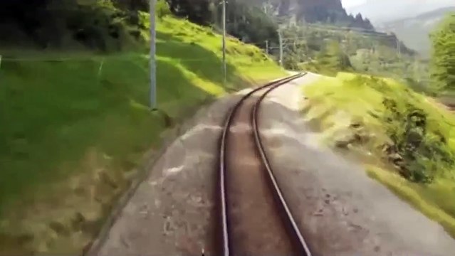 عزف ماهر الغمرى,,,,,,,,,, رائعة عبد الحليم,,,,,,بيتلومونى ليه,,,, والزمن الجميل