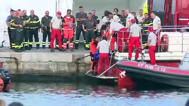 Continúan labores de búsqueda tras naufragio de un yate de lujo en Italia