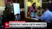 El empadronamiento en La Paz y El Alto inició con varias quejas por la demora en la atención, según las personas