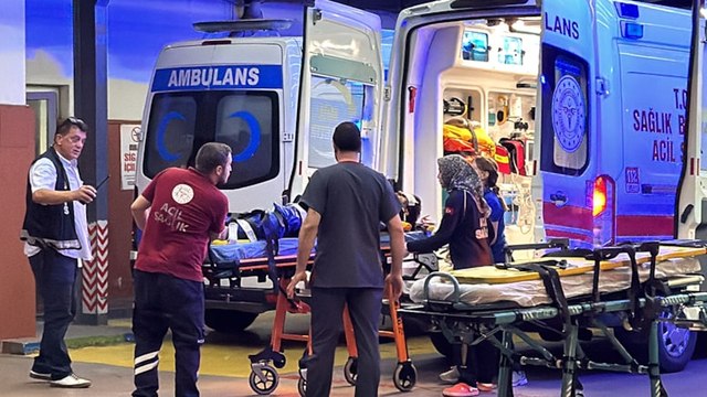 Rize'de feci kaza: 2 ölü, 6 yaralı