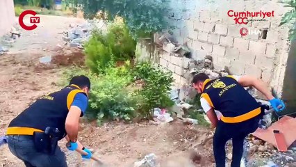 Toprağın altından cephanelik çıktı