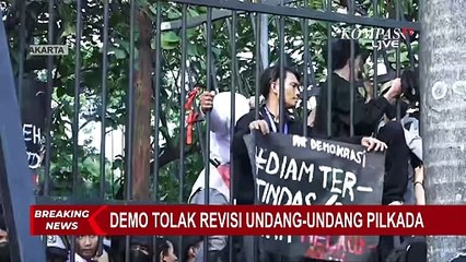 Unjuk Rasa Tolak RUU Pilkada, Habiburokhman: Media Sosial Kami Terbuka Menampung Aspirasi