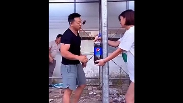 Ne jamais faire confiance aux femmes