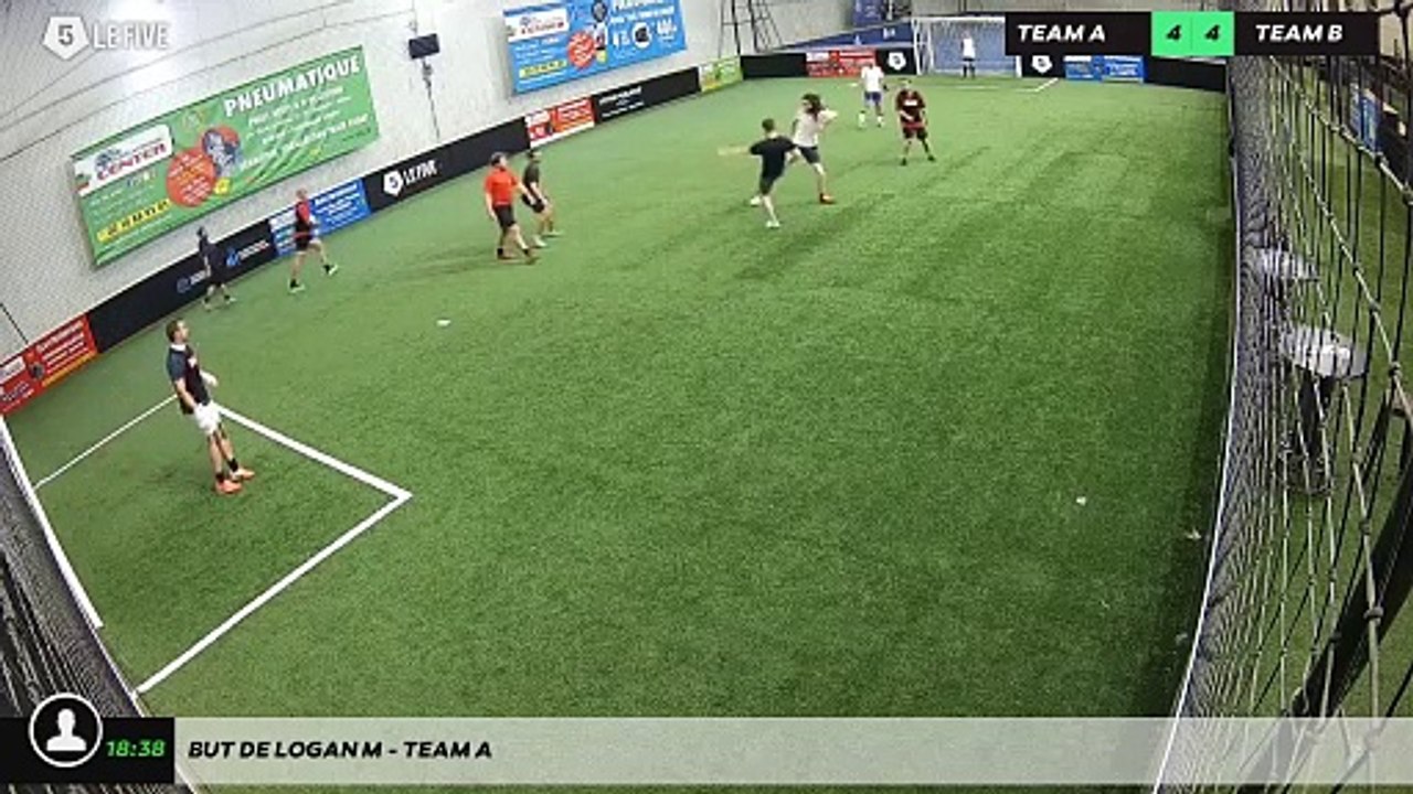 But de Logan M - Team A