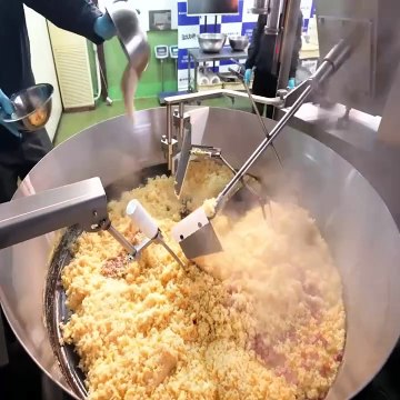 Amazing Giant Fried Rice and Noodles Machine