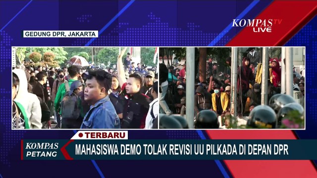 Pendemo Tolak Revisi UU Pilkada Terobos Masuk Gedung DPR