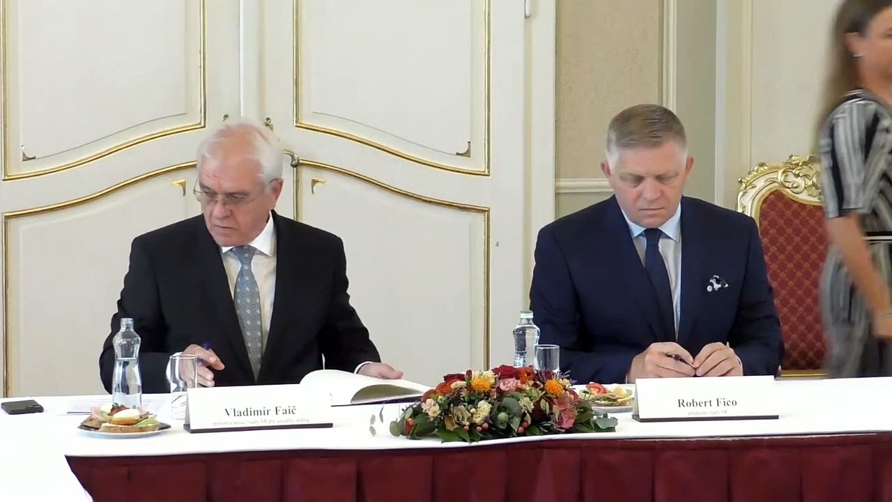 ZÁZNAM: Premiér: Situácia v SR je veľmi napätá, ťažko sa dosahuje spoločenský konsenzus