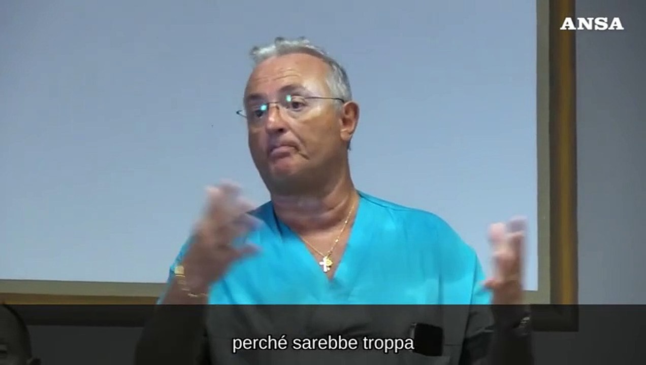 Incendio Roma, i medici: "I quattro feriti sono ancora in pericolo di vita"